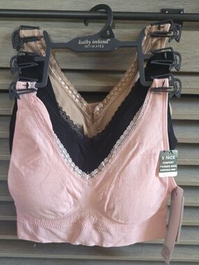 kathy ireland 3-Pack Seamless Lace-Trim Bras - Pink, Black, Tan